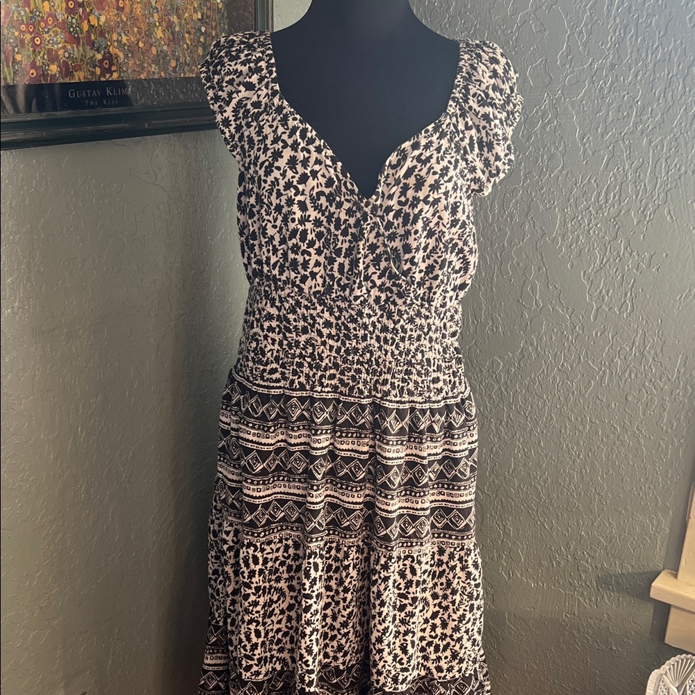 Mlle Gabrielle Black and White Midi Dress